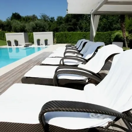 Luminosa Villa